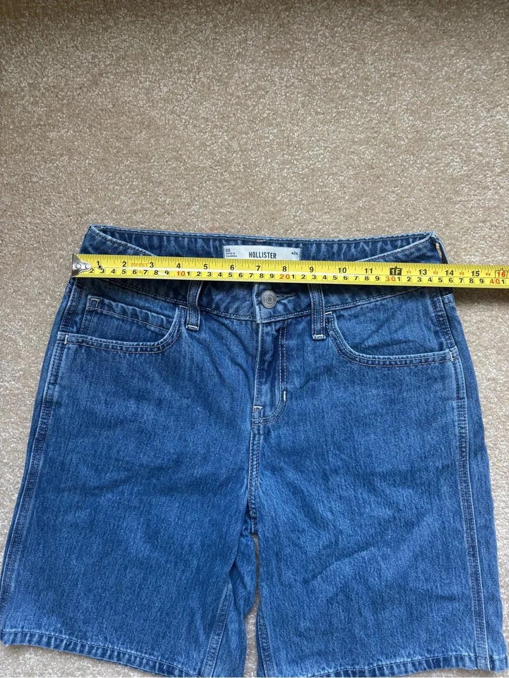 NWOT HOLLISTER Jort Low Rise Baggy Denim Long Shorts Size 00 W24